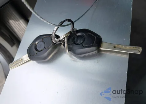 2004 BMW 325 It from USA, damaged, VIN WBAEN33474PC13452